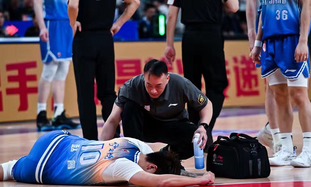 CBA季后赛赛程吃紧，武汉三镇国际比赛日扳平良机，气氛紧张，心理建设被强调的简单介绍leyu sports